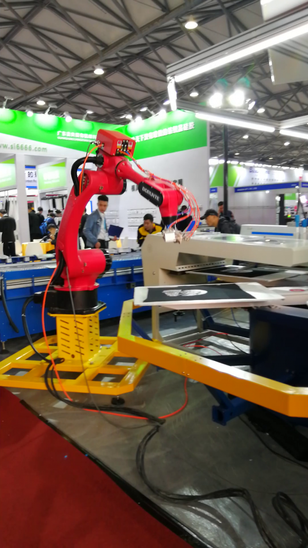 Cloth Pickup Robot